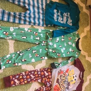 2T pajama bundle.